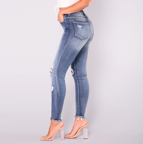 Smiley High Rise Distress Jeans Medium Wash- 9 - Picture 4 of 6